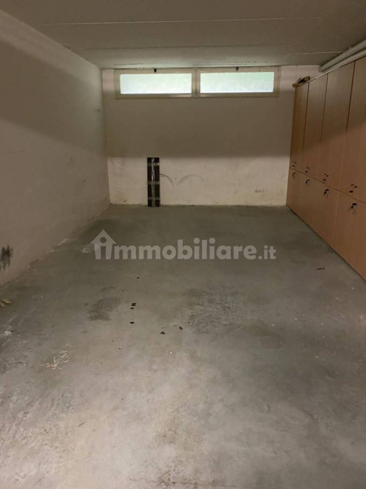 25m² Garage in Pescara, Italy No. 340538