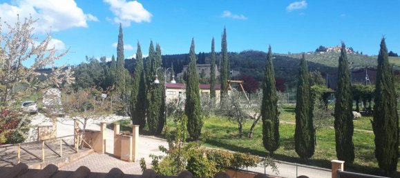 3 Schlafzimmer Wohnung in Gaiole in Chianti, Italy, Nr. 1571 9