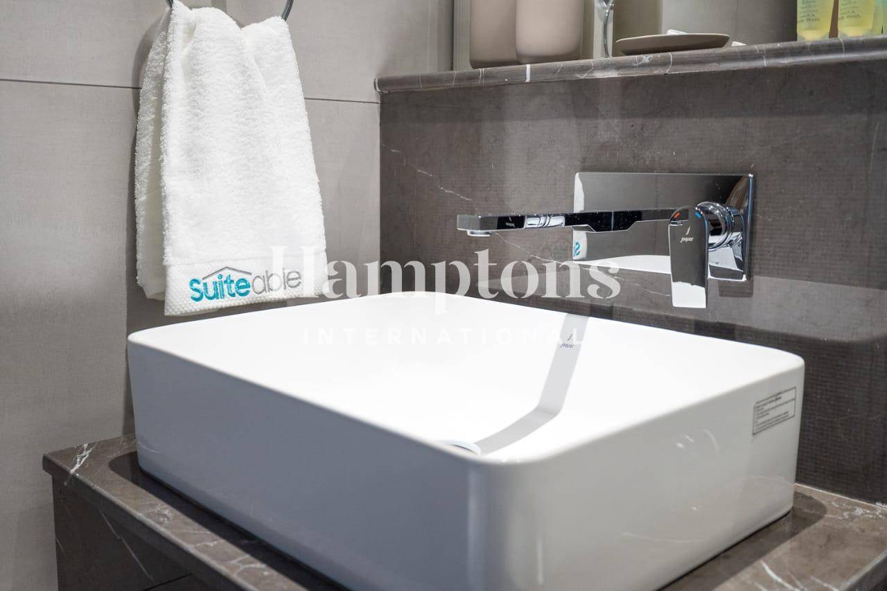 Студия в Джумейра Вилладж Серкл, ОАЭ № 122329