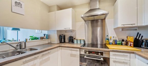 1 bedroom Apartment in London, United Kingdom No. 7772 11