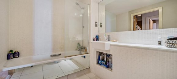 1 bedroom Apartment in London, United Kingdom No. 7772 5