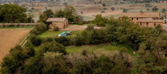 12 rooms House in Marsciano, Italy No. 76895 3