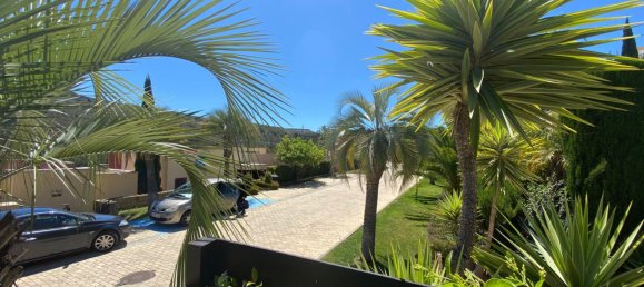 2 bedrooms Villa in Benahavis, Spain No. 1408 10