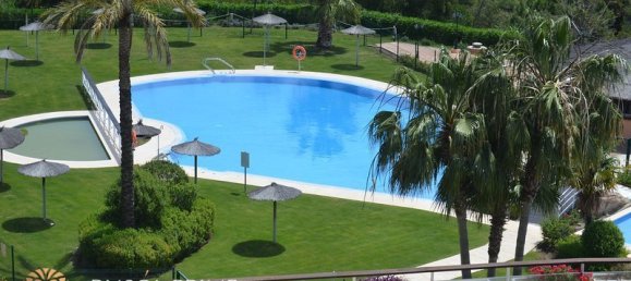 2 bedrooms Villa in Benahavis, Spain No. 1408 3