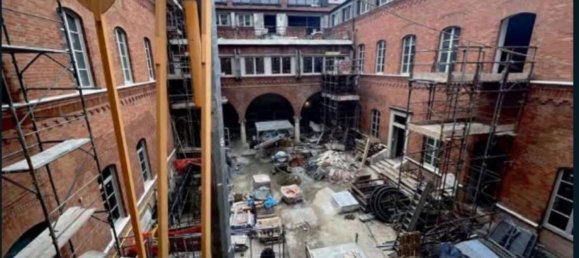 2-salle Appartement à Turin, Italy No. 50180 10