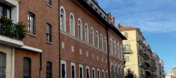 2-salle Appartement à Turin, Italy No. 50180 5