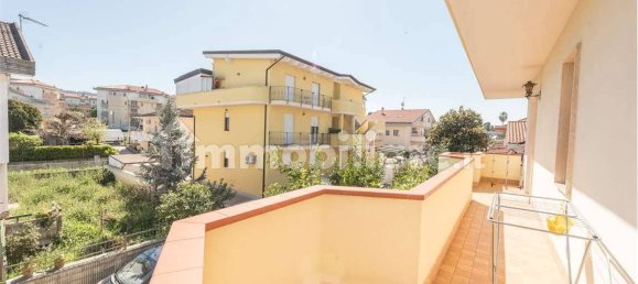 3 Schlafzimmer Wohnung in Montesilvano, Italy, Nr. 43176 27