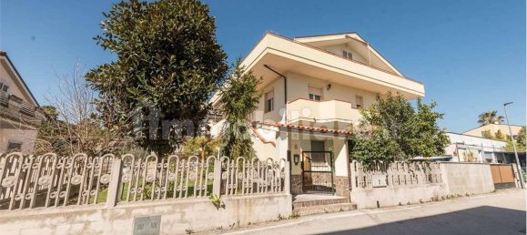 3 Schlafzimmer Wohnung in Montesilvano, Italy, Nr. 43176 36