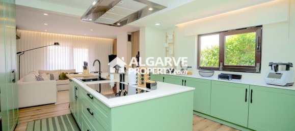 4 bedrooms House in Quarteira, Portugal No. 103842 3