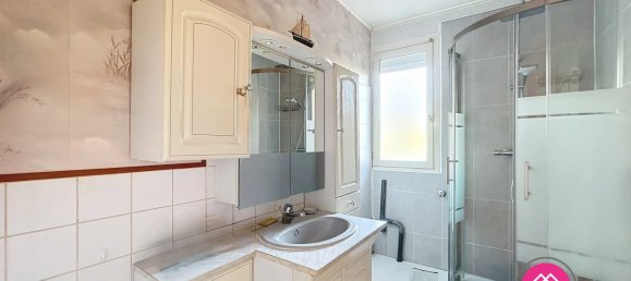 3 bedrooms House in Valenciennes, France No. 55498 12