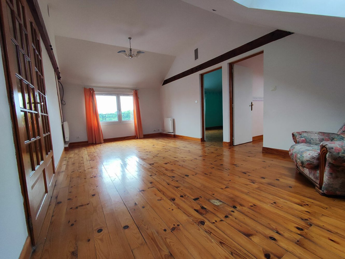 3 bedrooms Building in Bruay-sur-l'Escaut, France No. 50145