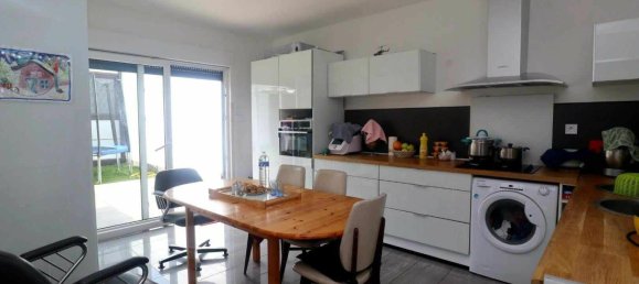 3 bedrooms Building in Bruay-sur-l'Escaut, France No. 50145 4