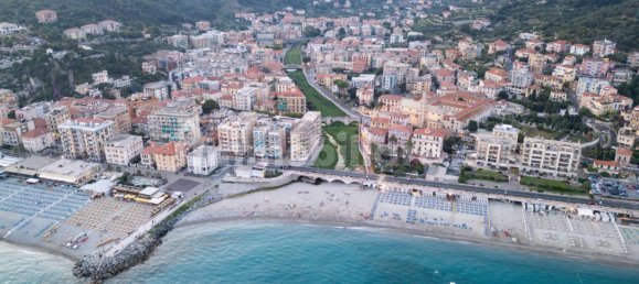 3 Schlafzimmer Penthouse in Finale Ligure, Italy, Nr. 53789 14