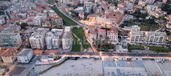 3 Schlafzimmer Penthouse in Finale Ligure, Italy, Nr. 53789 21