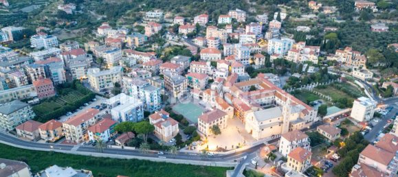 3 Schlafzimmer Penthouse in Finale Ligure, Italy, Nr. 53789 25