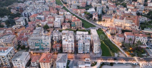 3 Schlafzimmer Penthouse in Finale Ligure, Italy, Nr. 53789 22