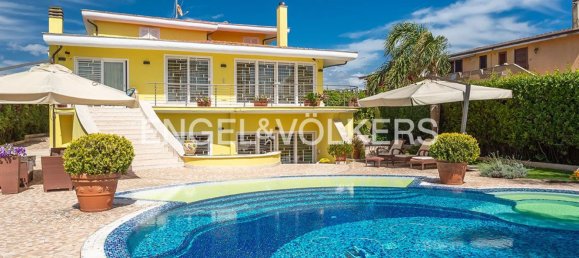 9 rooms Villa in Ardea, Italy No. 131313 7