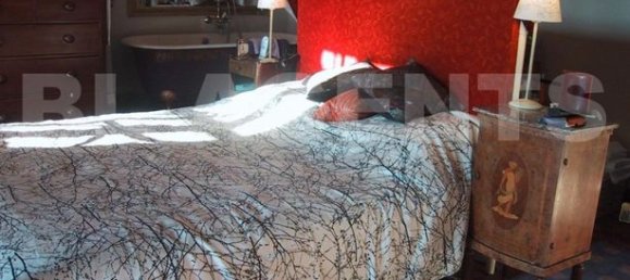 Castillos de 4 dormitorios en Arcy-sur-Cure, France No. 309647 11