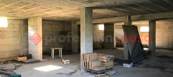 6 rooms House in Mercato San Severino, Italy No. 111082 11