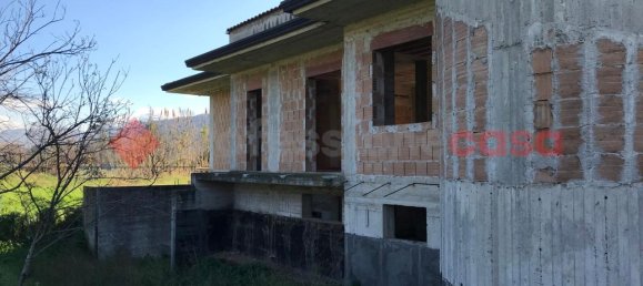 6 rooms House in Mercato San Severino, Italy No. 111082 8