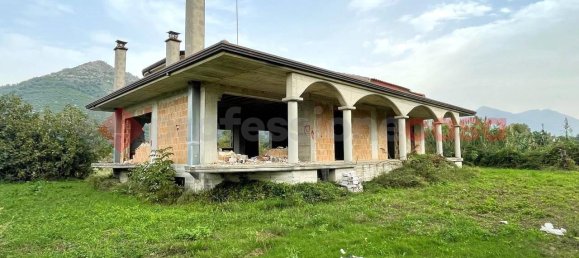 6 rooms House in Mercato San Severino, Italy No. 111082 27