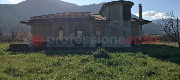 6 rooms House in Mercato San Severino, Italy No. 111082 7