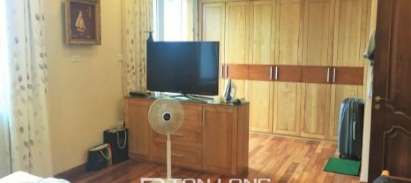 4 bedrooms Villa in Long Bien, Vietnam No. 3560 10