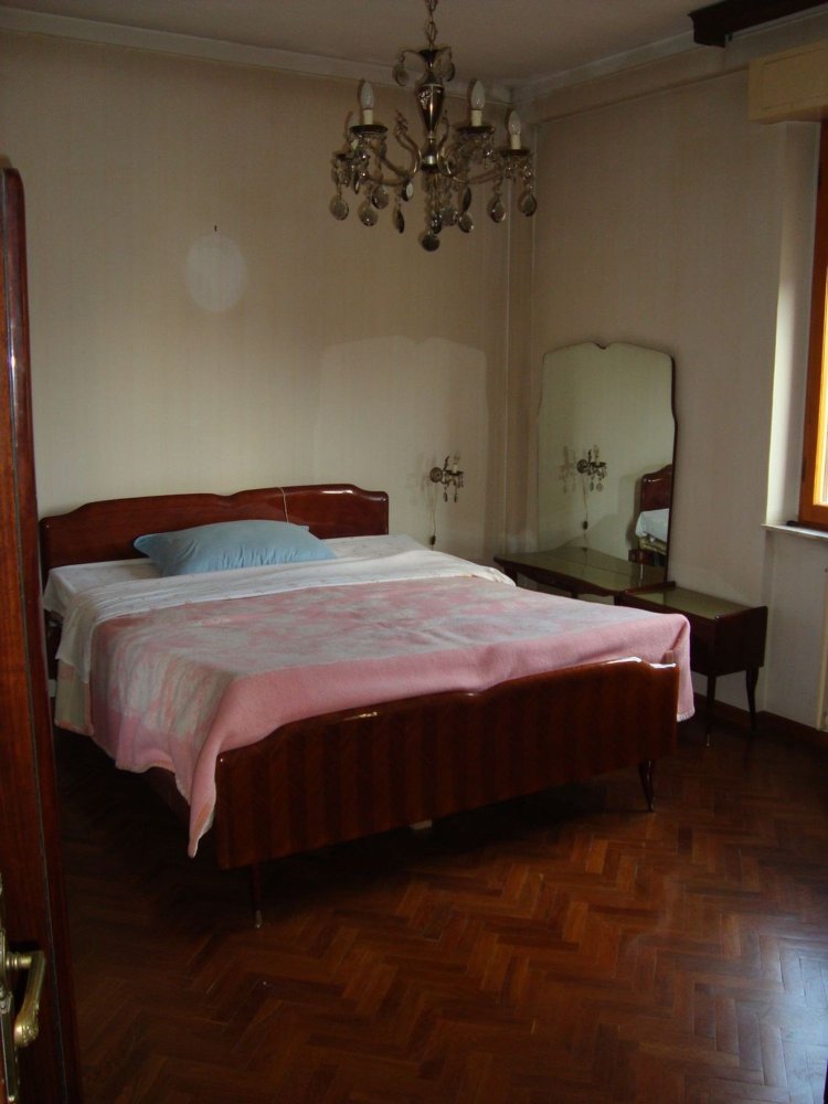 7-Zimmer Wohnung in Cupramontana, Italy, Nr. 253903