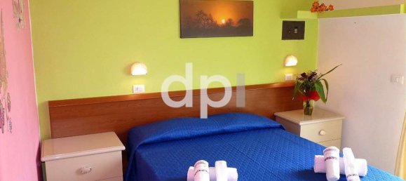 1000m² Building in Rimini, Italy No. 77732 3