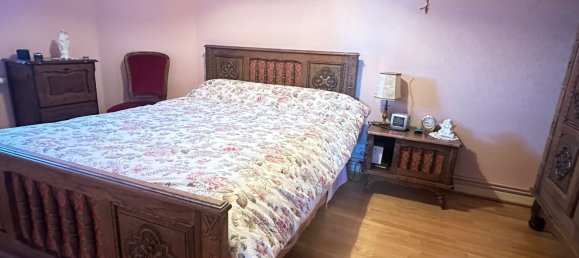 Casa de 3 dormitorios en Amplepuis, France No. 290023 9