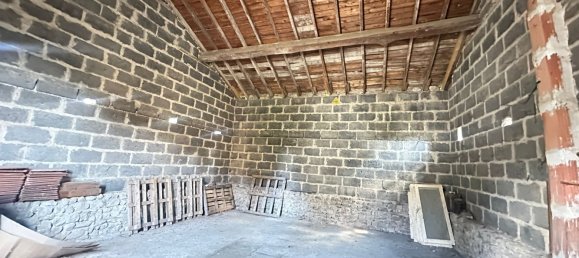 Casa de 3 dormitorios en Amplepuis, France No. 290023 17