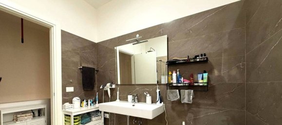 Дом с 5 комнатами в Гуидония Монтечельо, Италия № 256962 32