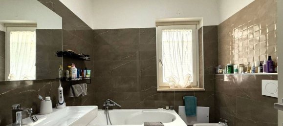 Дом с 5 комнатами в Гуидония Монтечельо, Италия № 256962 30