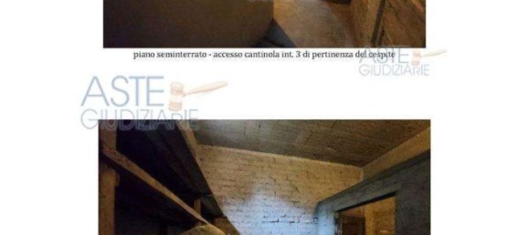 5 rooms Apartment in Pomigliano d'Arco, Italy No. 10981 39