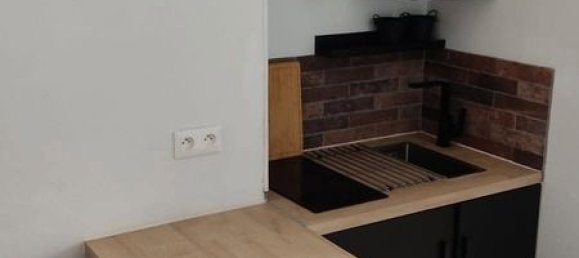 Estudio en Paris, France No. 283853 3