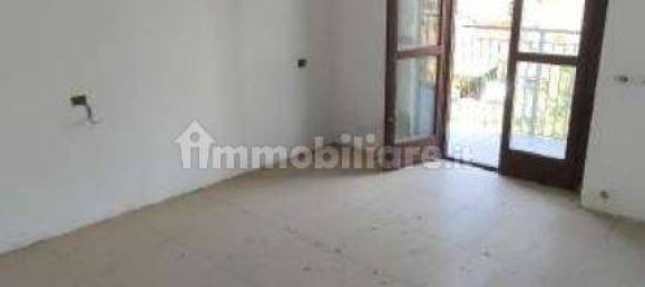 3 Schlafzimmer Wohnung in Palestro, Italy, Nr. 179657 22