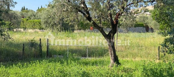 Terreno en Moniga del Garda, Italy 3730 m² No. 293794 7