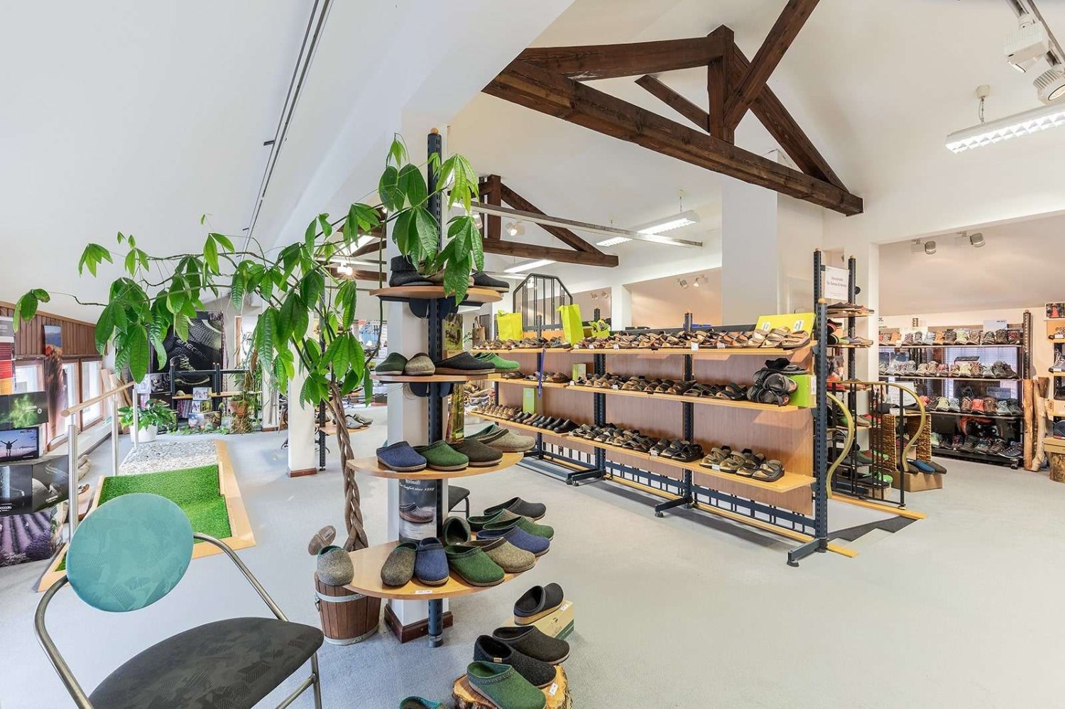  عقار تجاري في Miesbach, Germany 449متر مربع رقم 150975