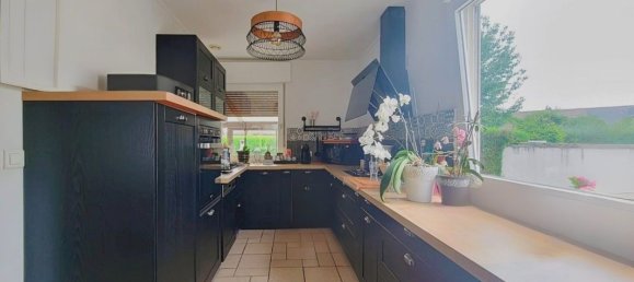 3 bedrooms House in Caudry, France No. 250472 2