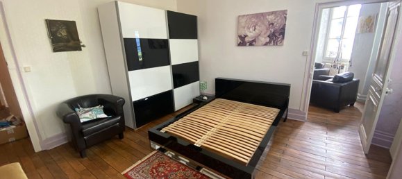 Apartamento de 2 dormitorios en Bourges, France No. 241240 10