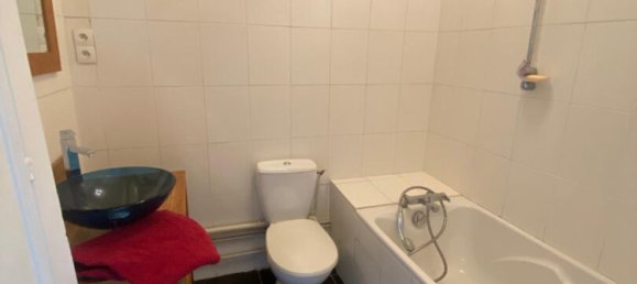 Apartamento de 2 dormitorios en Bourges, France No. 241240 12