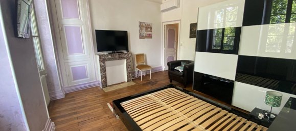 Apartamento de 2 dormitorios en Bourges, France No. 241240 9