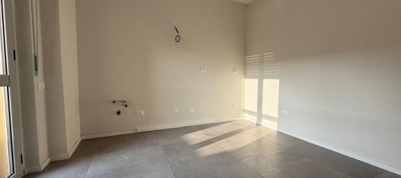 Пентхаус с 4 комнатами в Алессандрия, Италия № 50029 3