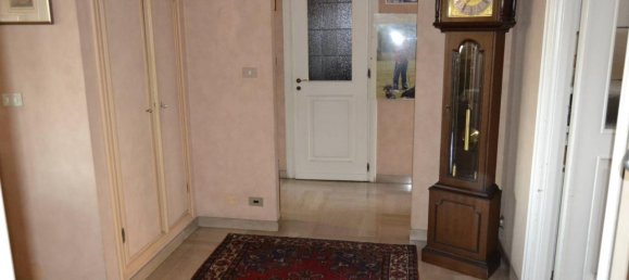 4 rooms Apartment in Turin, Italy No. 151658 15
