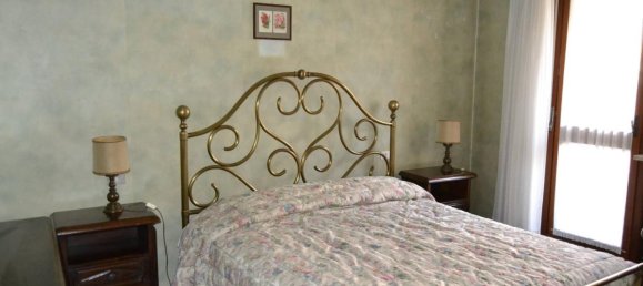 4 rooms Apartment in Turin, Italy No. 151658 5