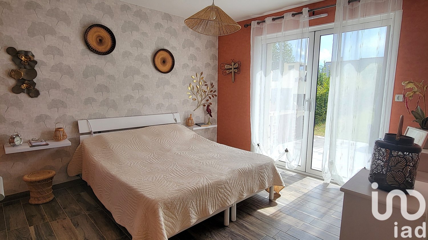 3 bedrooms House in Vernantes, France No. 348974