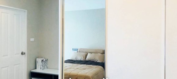 5 bedrooms Duplex in Huai Khwang, Thailand No. 17212 8