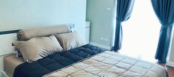 5 bedrooms Duplex in Huai Khwang, Thailand No. 17212 6