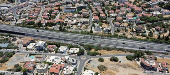 Villa de 4 dormitorios en Germasogeia, Cyprus No. 1014 2