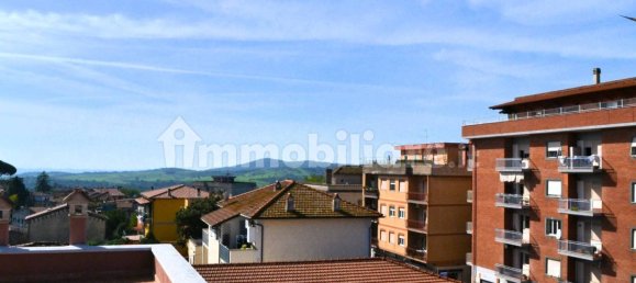 1 غرف نوم شقة في Castelnuovo di Porto, Italy رقم 89727 55